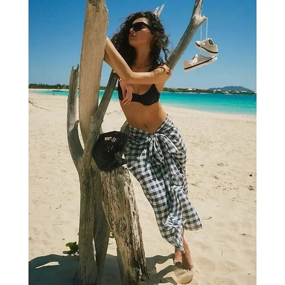 J. Crew Draped Beach Sarong in Blue Gingham Size Medium Beach Coverup - Picture 2 of 8